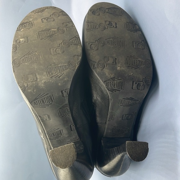 JOHN FLUEVOG ATTENTIONS: JOLIE ZIP BOOTIE, Size 8, Preowned, Hard to Find - Picture 13 of 17